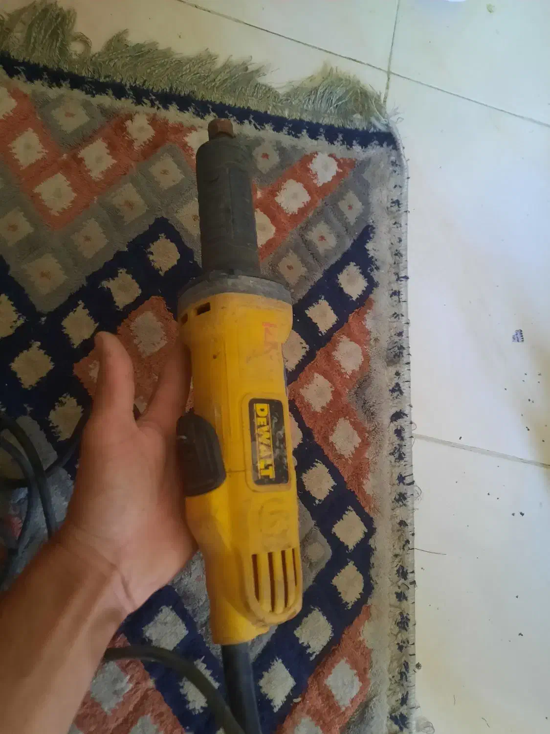 وسایل|ابزارآلات|شیراز, کوشک میدان|دیوار