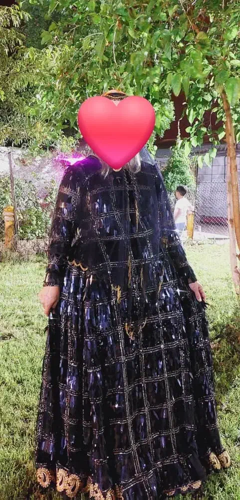 لباس پولکی|لباس|دوگنبدان, |دیوار