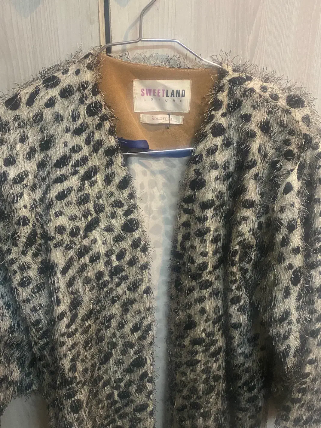 پالتو پاییزه|لباس|پاکدشت, پاکدشت (مامازند)|دیوار