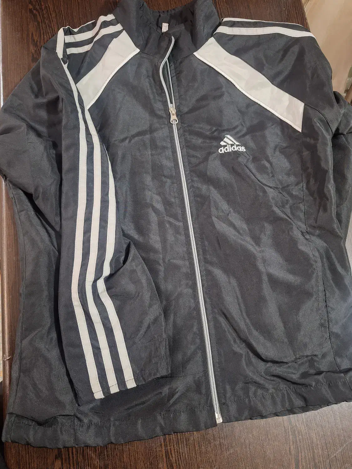 ست ورزشی|کفش و لباس بچه|سبزوار, باهنر|دیوار