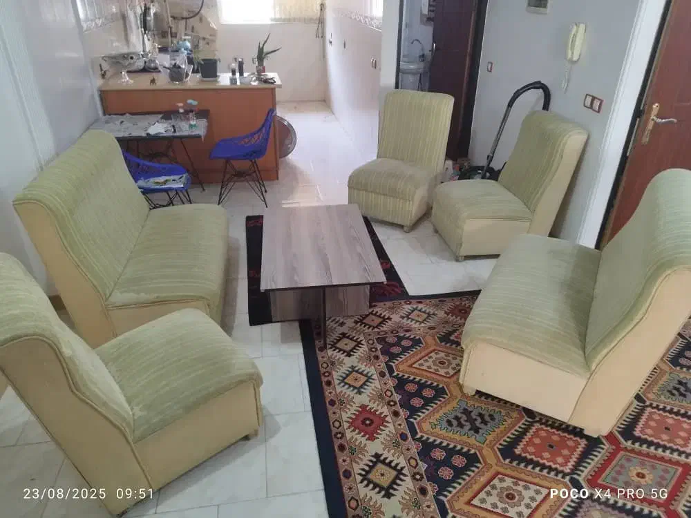 مبل راحتی بدون دسته|مبلمان خانگی و میز عسلی|رشت, گلزاران|دیوار