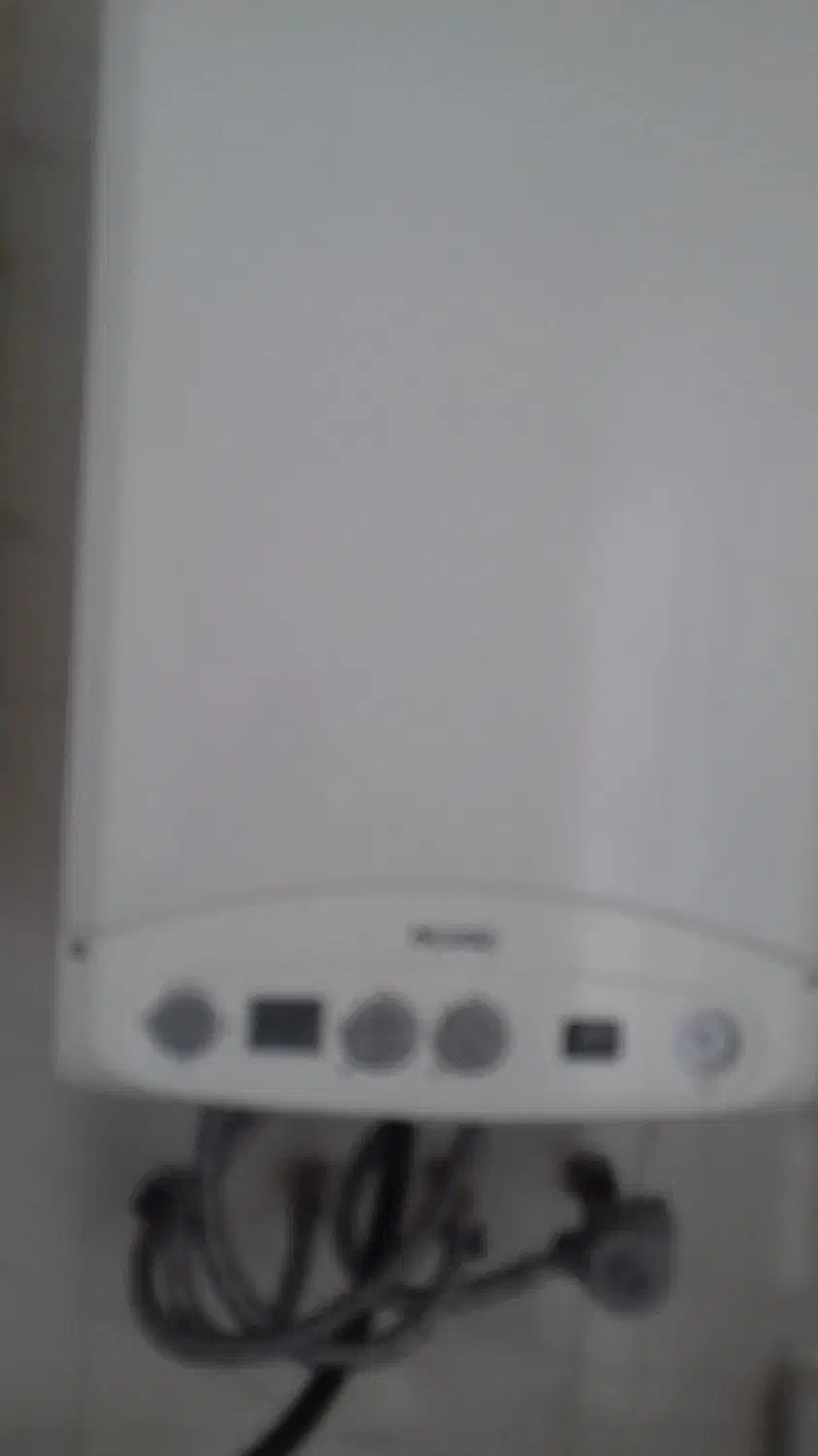 لوله کشی(سردوگرم )ادیاتور تعمیرپکیچ نصب پمپ و مخزن|خدمات پیشه و مهارت|محمدیه-قزوین, |دیوار