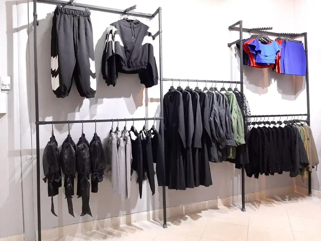 طراحی و اجرای دکور انواع فروشگاه و مغازه|فروشگاه و مغازه|مشهد, گرجی علیا|دیوار