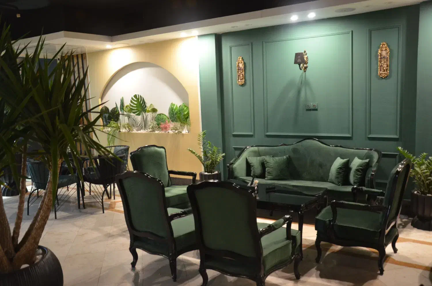 کافه فست فود بیست|خدمات پذیرایی، مراسم|پردیس, فاز ۱|دیوار