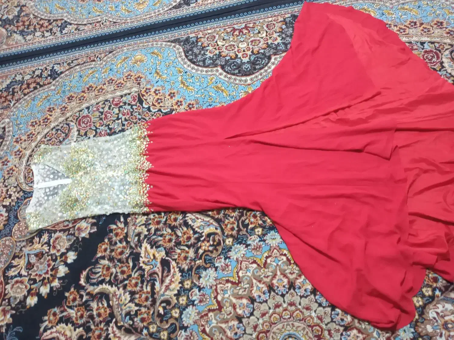 تعدادی لباس مجلسی|لباس|ملایر, |دیوار