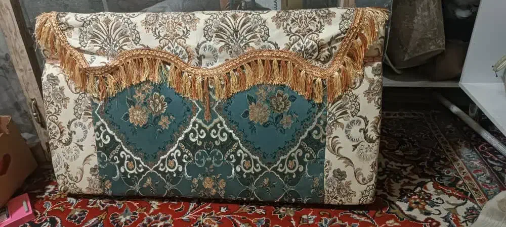 پشتی دو عدد سالم سالم|پشتی|خرمآباد, |دیوار