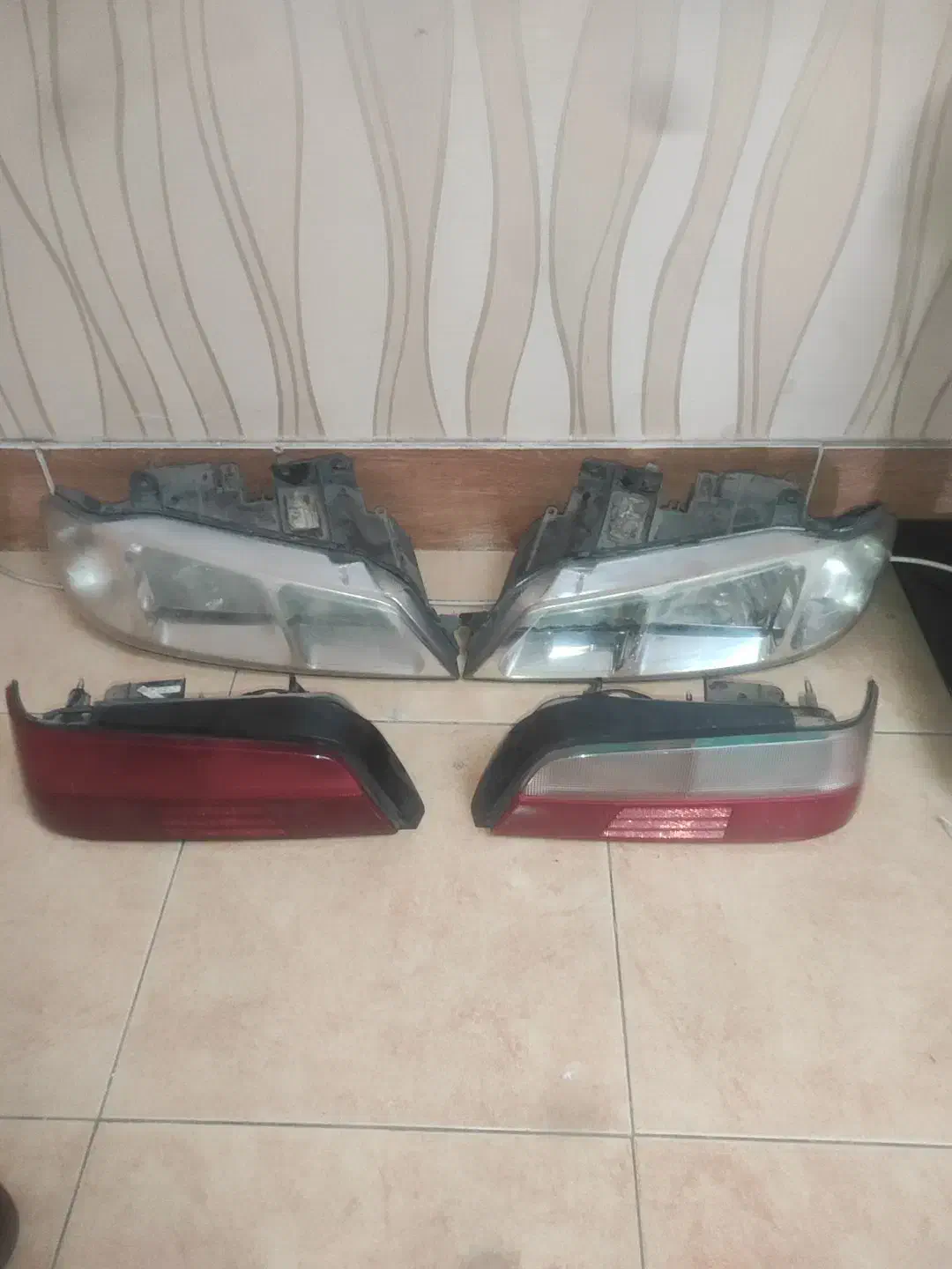 جفت چراغ جلو و عقب پارس|قطعات یدکی و لوازم جانبی|فولادشهر, B5|دیوار