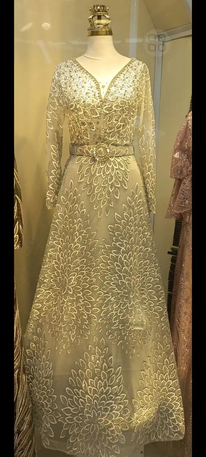 لباس مجلسی نقره ای توسی .تعویض هم میکنم|لباس|گلستان (تهران), |دیوار