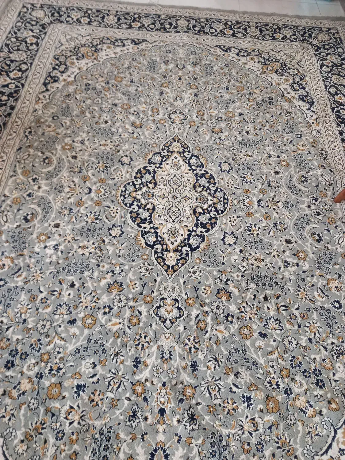 دو عدد فرش|فرش|دماوند, مسکن مهر گیلاوند|دیوار