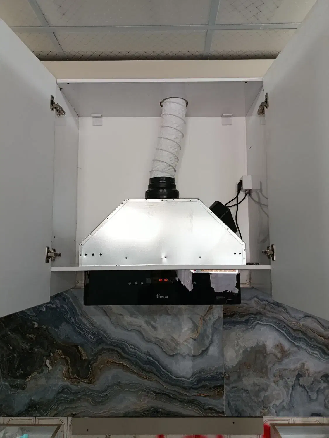 نصب و تعمیر اجاق گاز صفحه ای، هود، فر و ماکرو|خدمات پیشه و مهارت|شیراز, ارم|دیوار