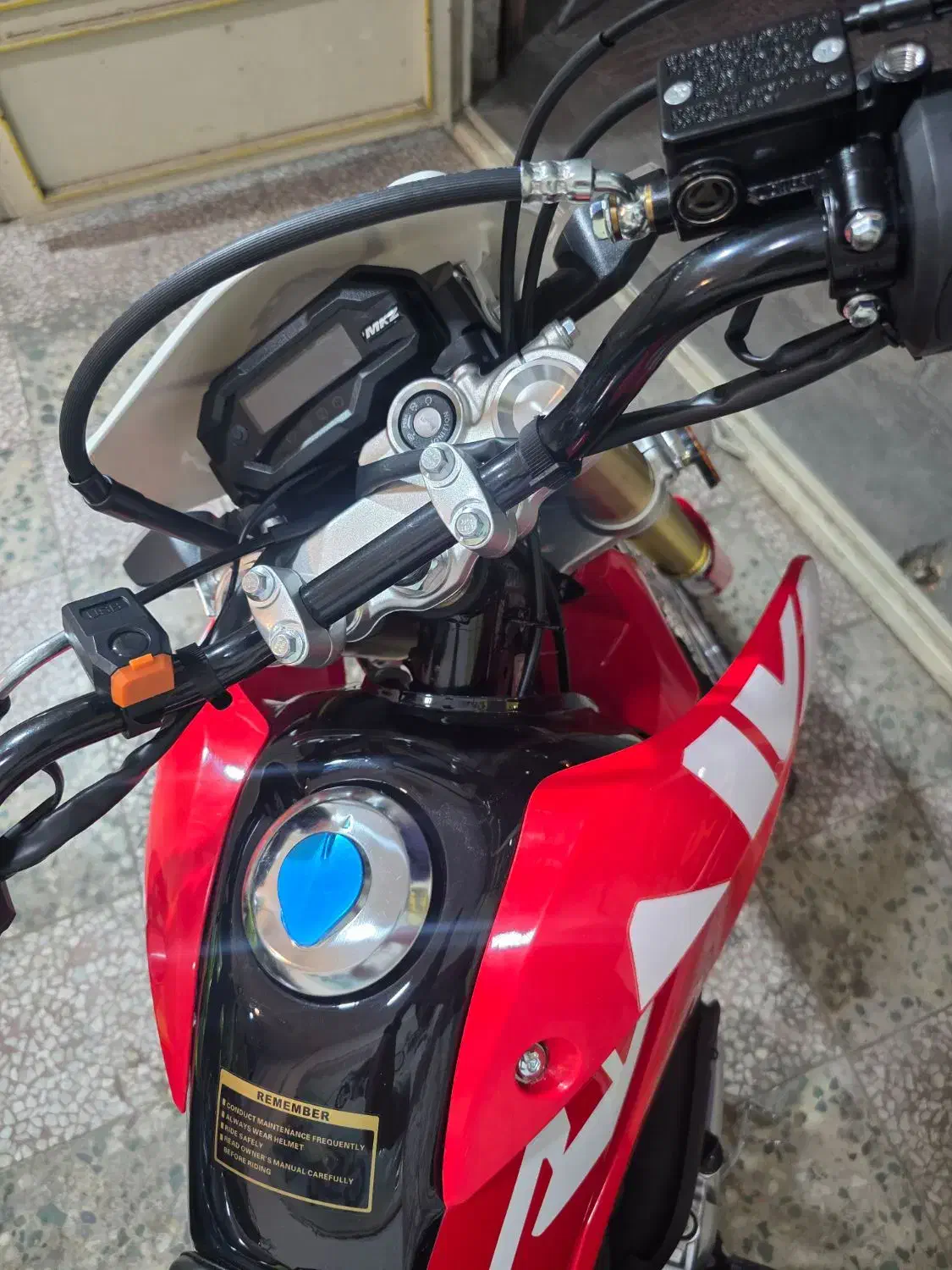 mkz250 مدل ۴۰۴|موتورسیکلت|کنگاور, |دیوار