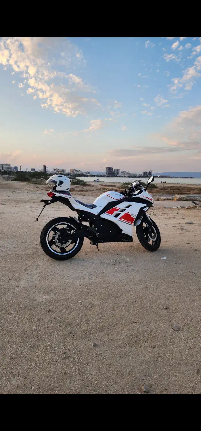 موتور نینجا|موتورسیکلت|کیش, |دیوار