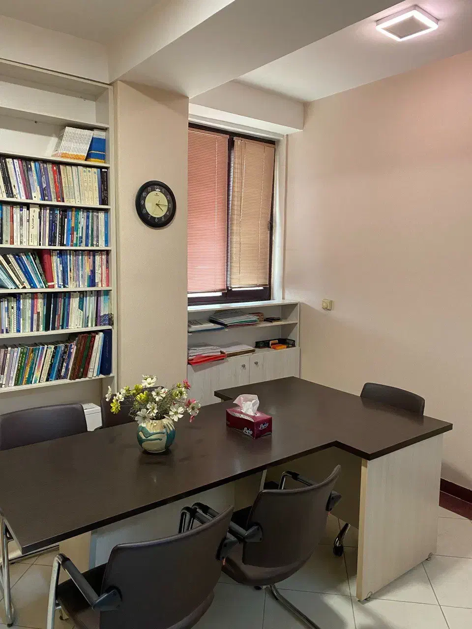 فروش واحد تجاری دفتری ساختمان سهند کوی آزادگان|فروش دفتر کار، اتاق اداری، مطب|زنجان, |دیوار