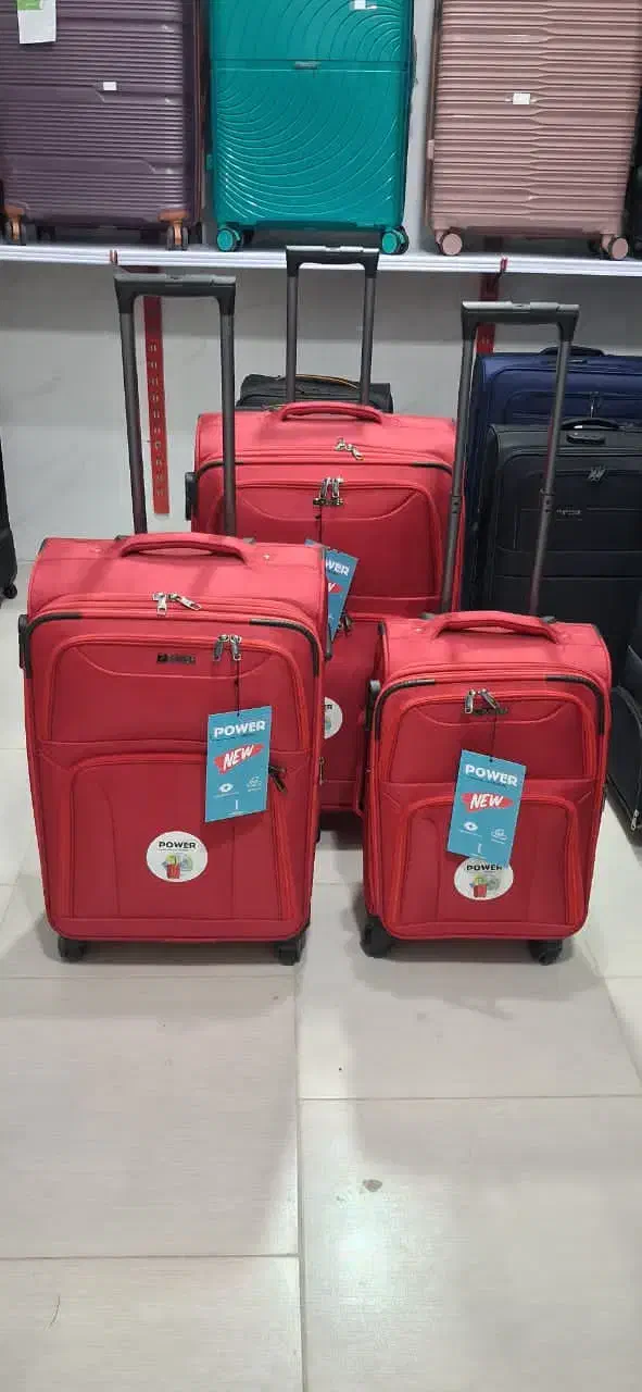 چمدان دوچرخ وچهارچرخ(زیرقیمت بازار)|کیف، کفش، کمربند|اهواز, اهواز|دیوار