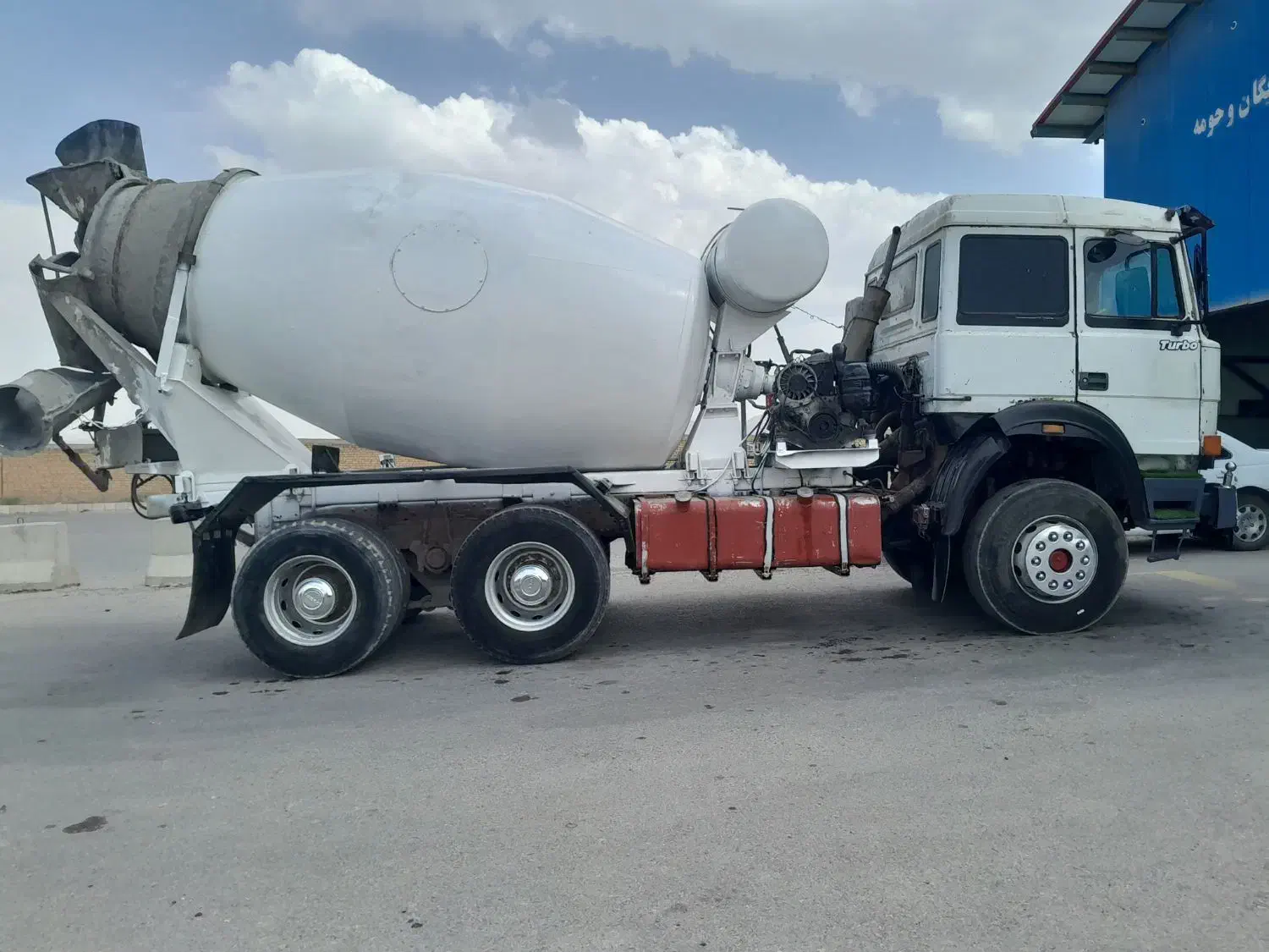 اویکو ۳۳۰کارت میکسر|خودرو سنگین|گلپایگان, |دیوار