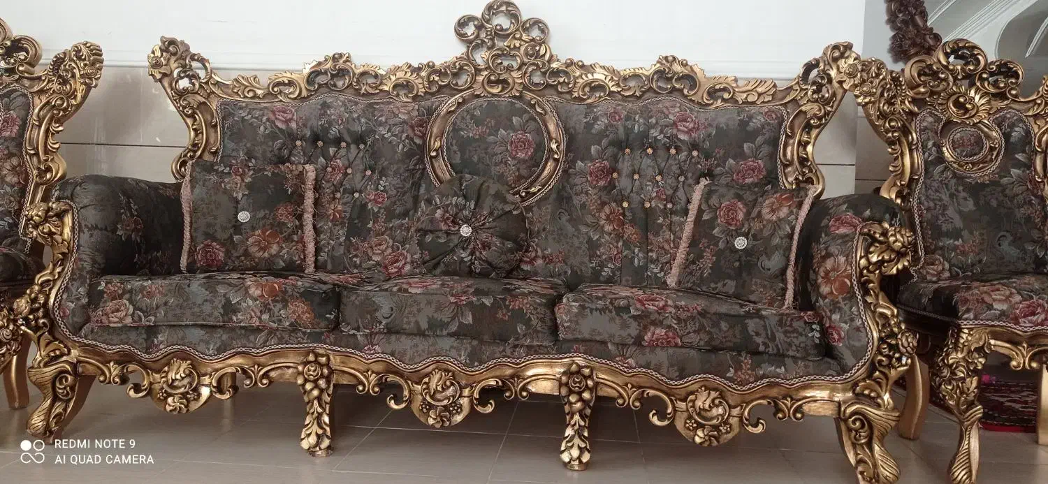 فروش مبل ۹نفره سلطنتی به همراه غذاخوری شیک ۸نفره|مبلمان خانگی و میز عسلی|لواسان, |دیوار