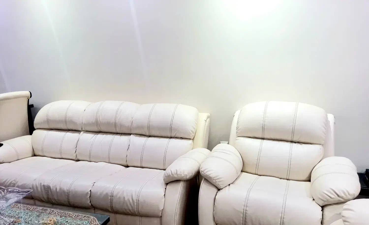 فروش مبل دست دوم چرم ارشیتال|مبلمان خانگی و میز عسلی|تهران, مهران|دیوار