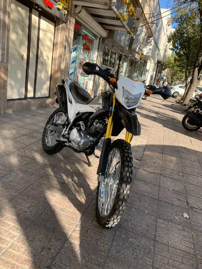 ترل پرواز۲۰۰خشک۴۰۳ / اقساطی|موتورسیکلت|تبریز, |دیوار