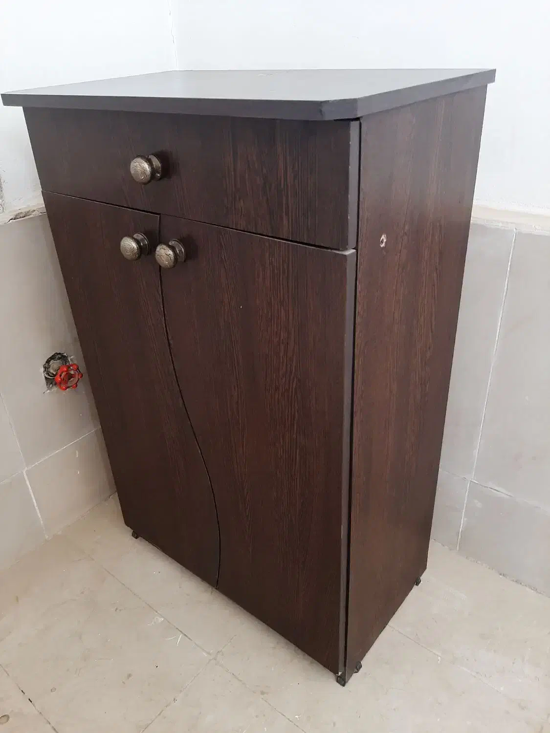 جاکفشی|جاکفشی، کمد، دراور|اصفهان, امامزاده اسماعیل|دیوار