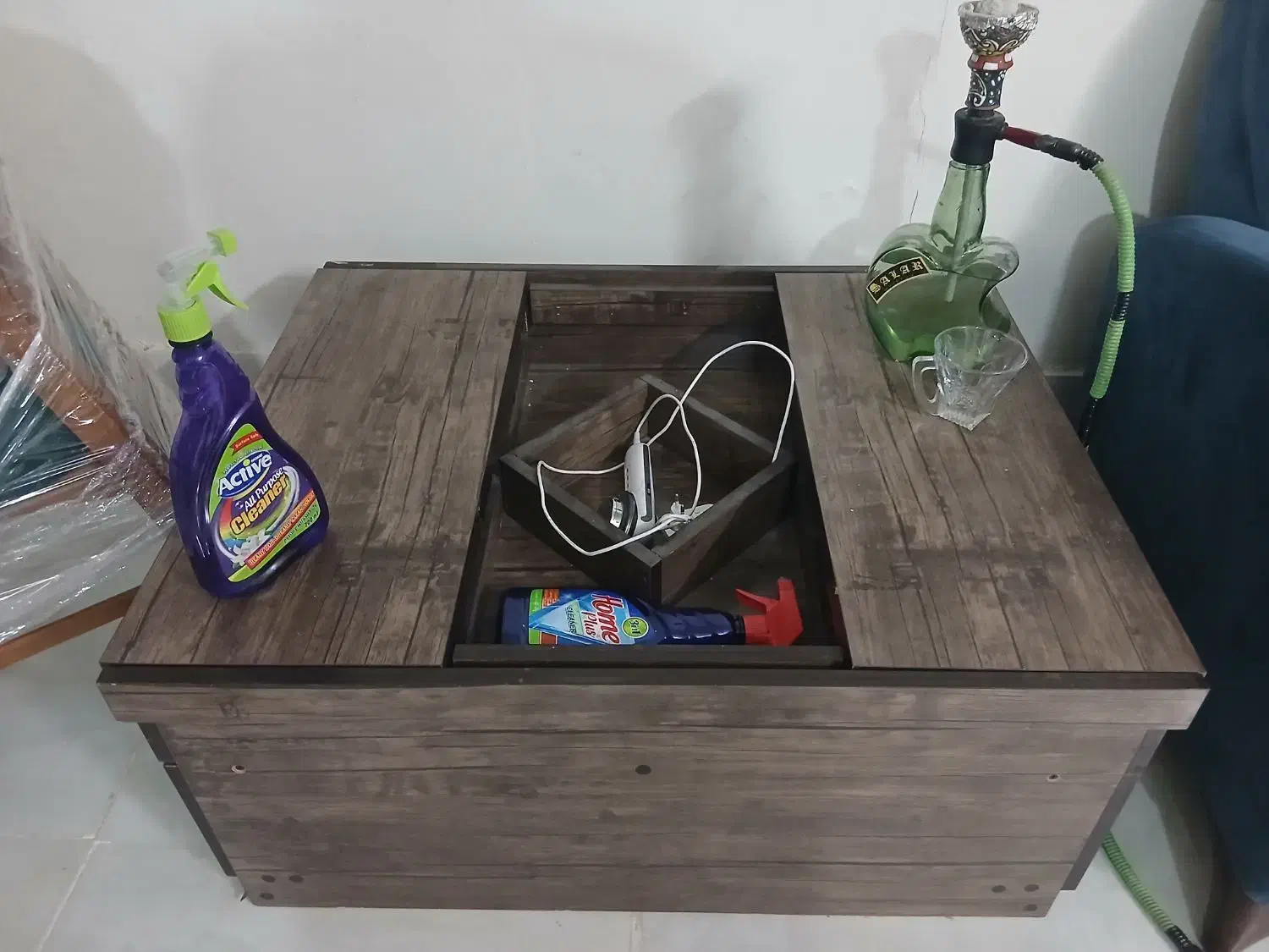 صندلی میز|میز تحریر و کامپیوتر|اندیشه, اندیشه فاز ۳|دیوار