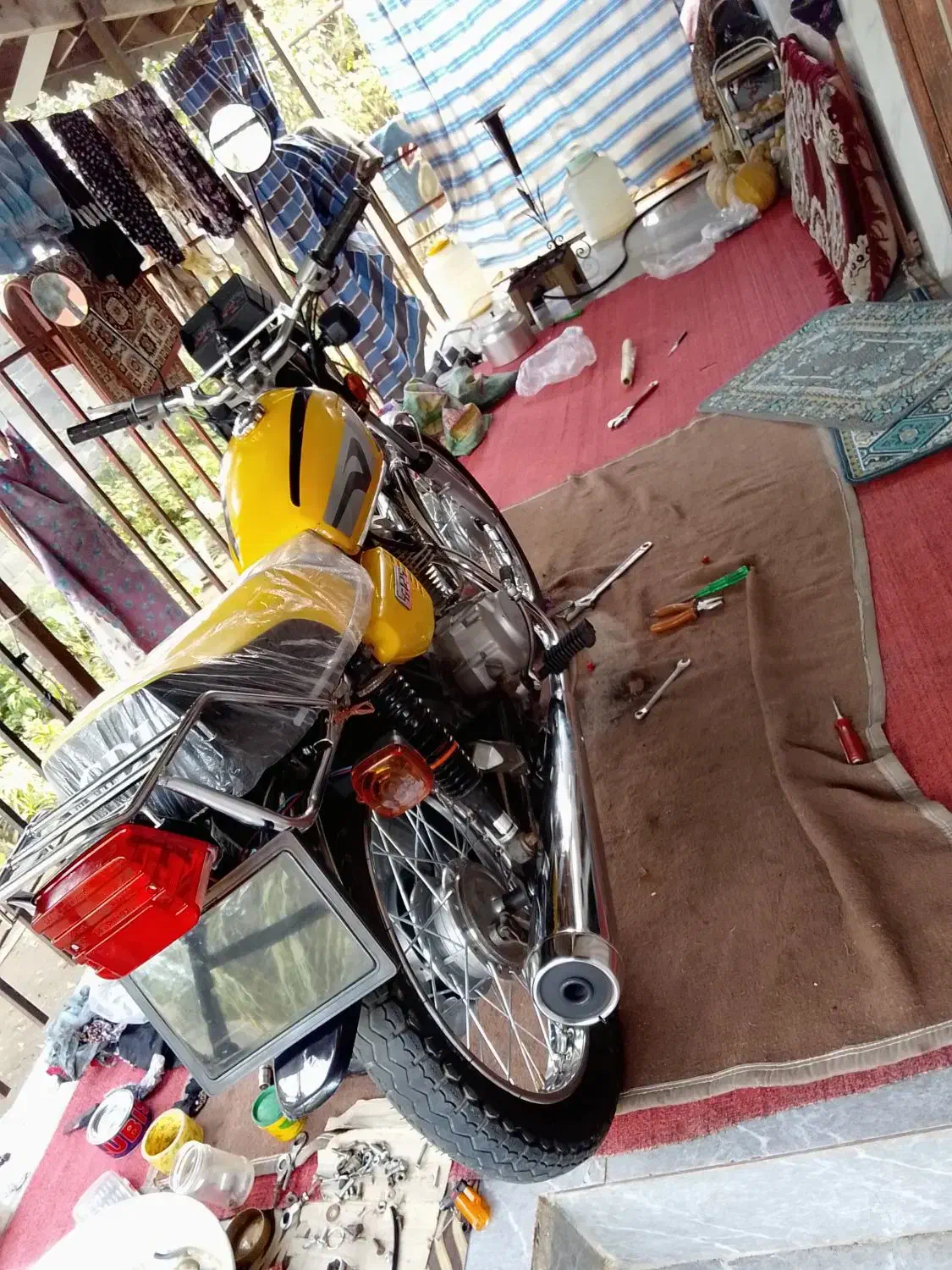 هندا 125مدارک تکمیل بیمه یه سال|موتورسیکلت|رشت, گلسار|دیوار