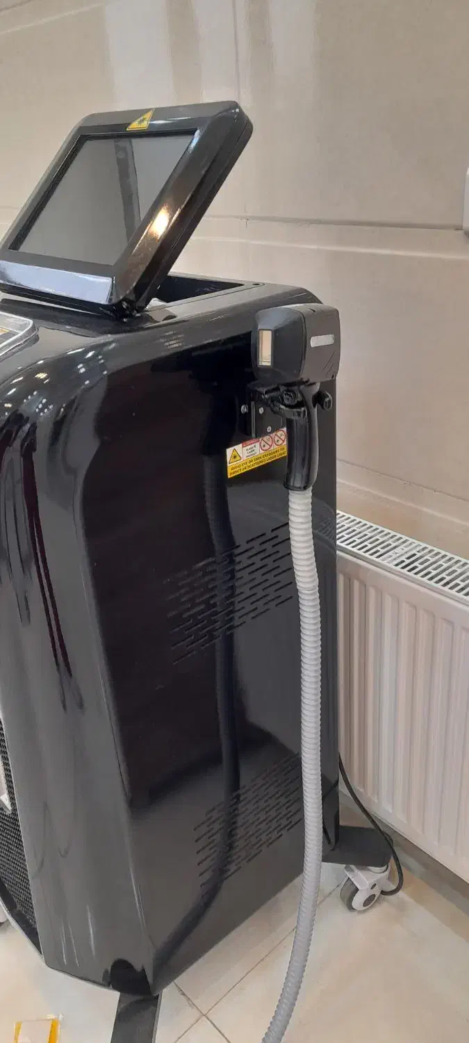 دستگاه لیزر موهای زائد فروش فوری زیرقیمت|آرایشگاه و سالنهای زیبایی|سیرجان, |دیوار