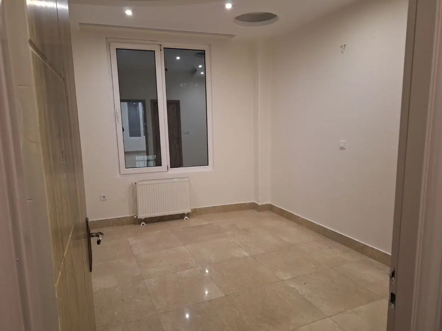 ۱۲۰متر ۳خ تخلیه تک واحدی فلکه اول صادقیه گلناز ده|اجارهٔ آپارتمان|تهران, صادقیه|دیوار