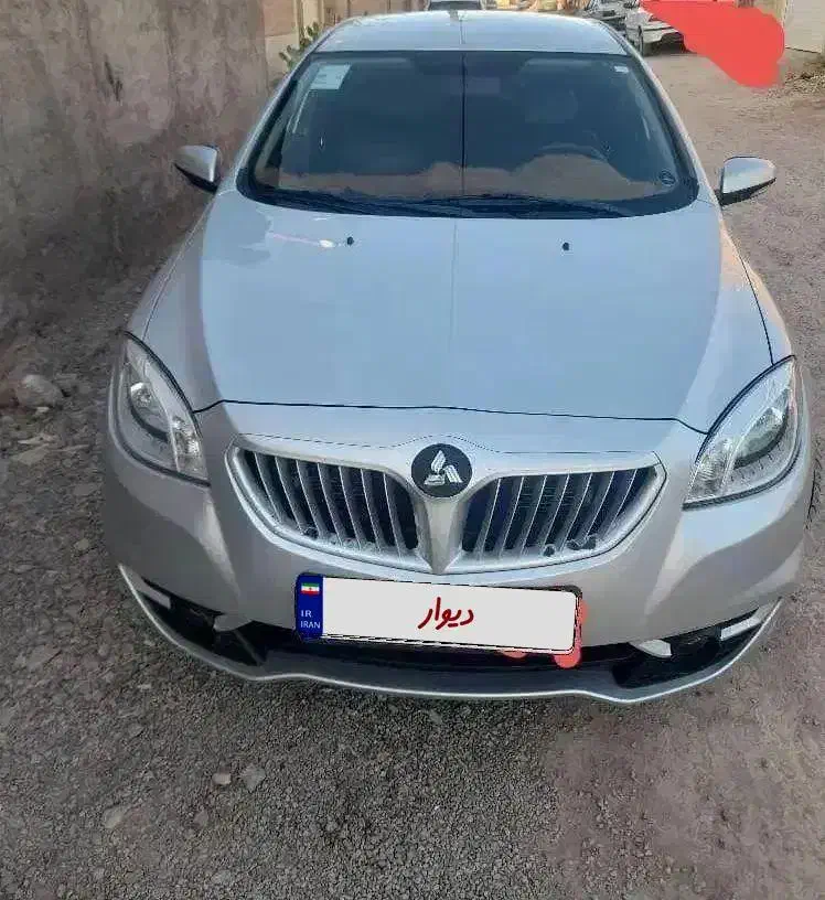 برلیانس ۳۳۰ دنده ای نقره ای ۱۵۰۰ مدل۹۶ خیلی تمیز|خودرو سواری و وانت|کرمان, |دیوار