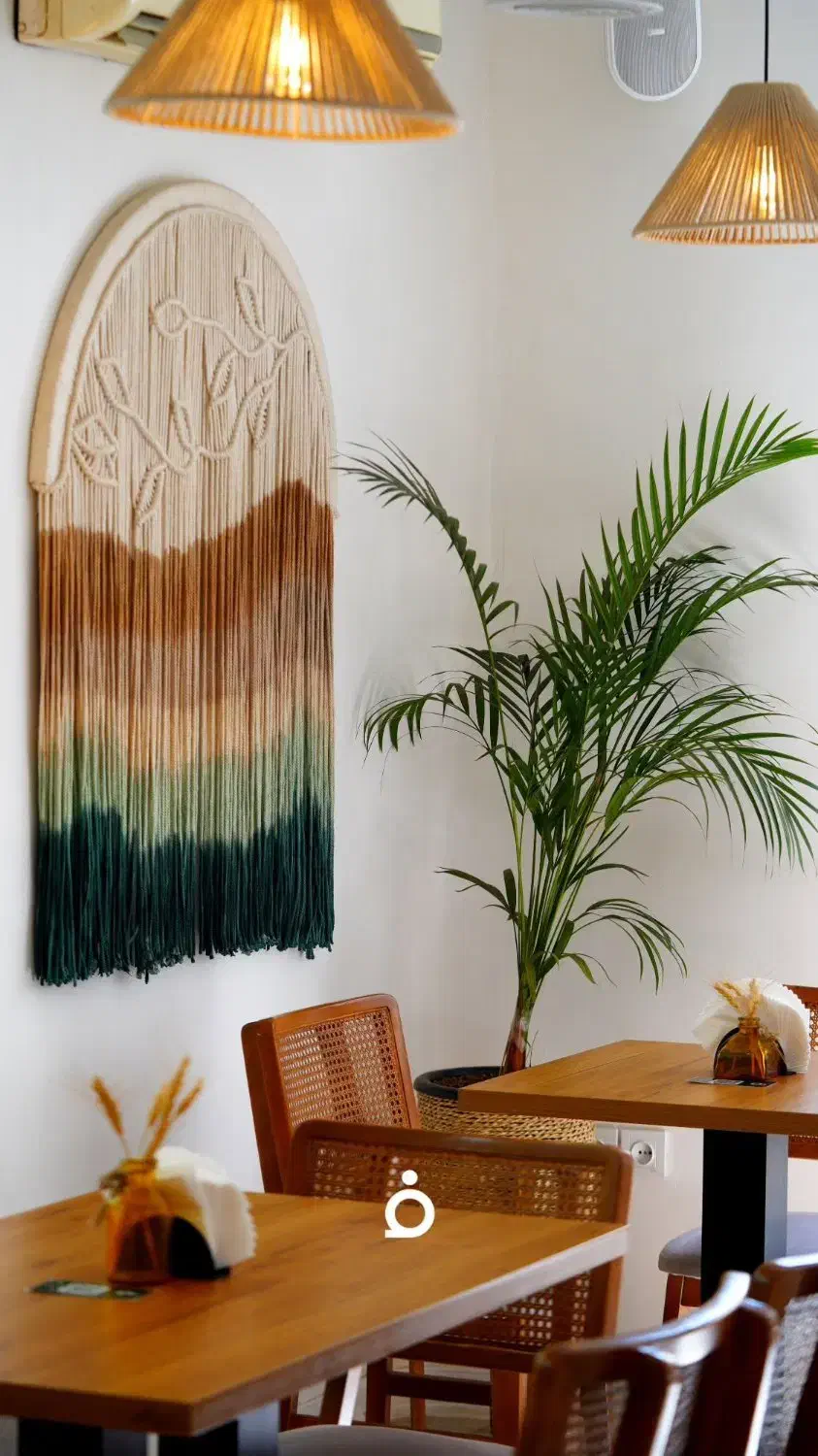 سالن کار ( خانم ) و خدمات|استخدام خدمات فروشگاه و رستوران|تهران, قیطریه|دیوار