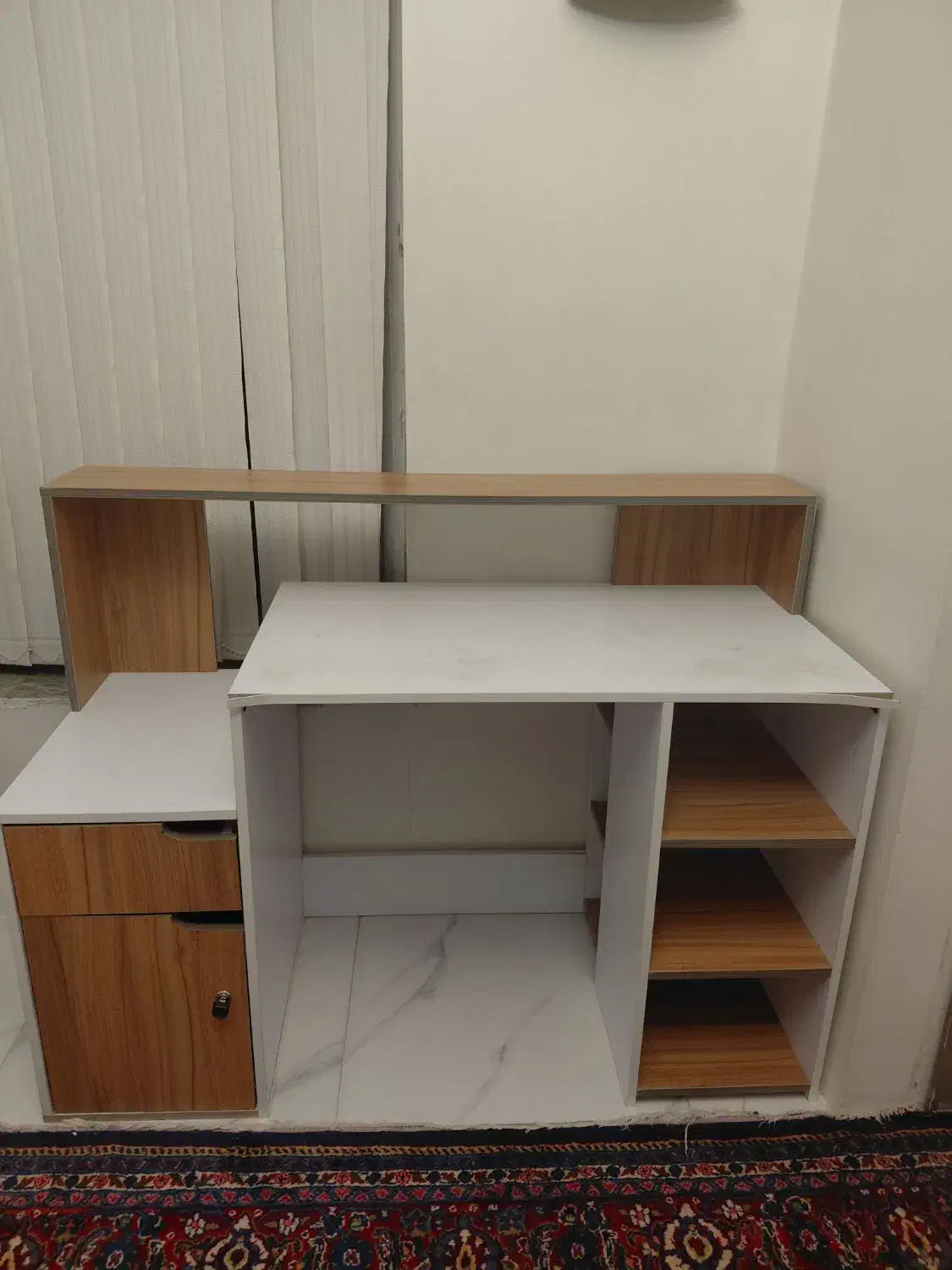 میز تحریر|لوازم التحریر|جوکار, |دیوار