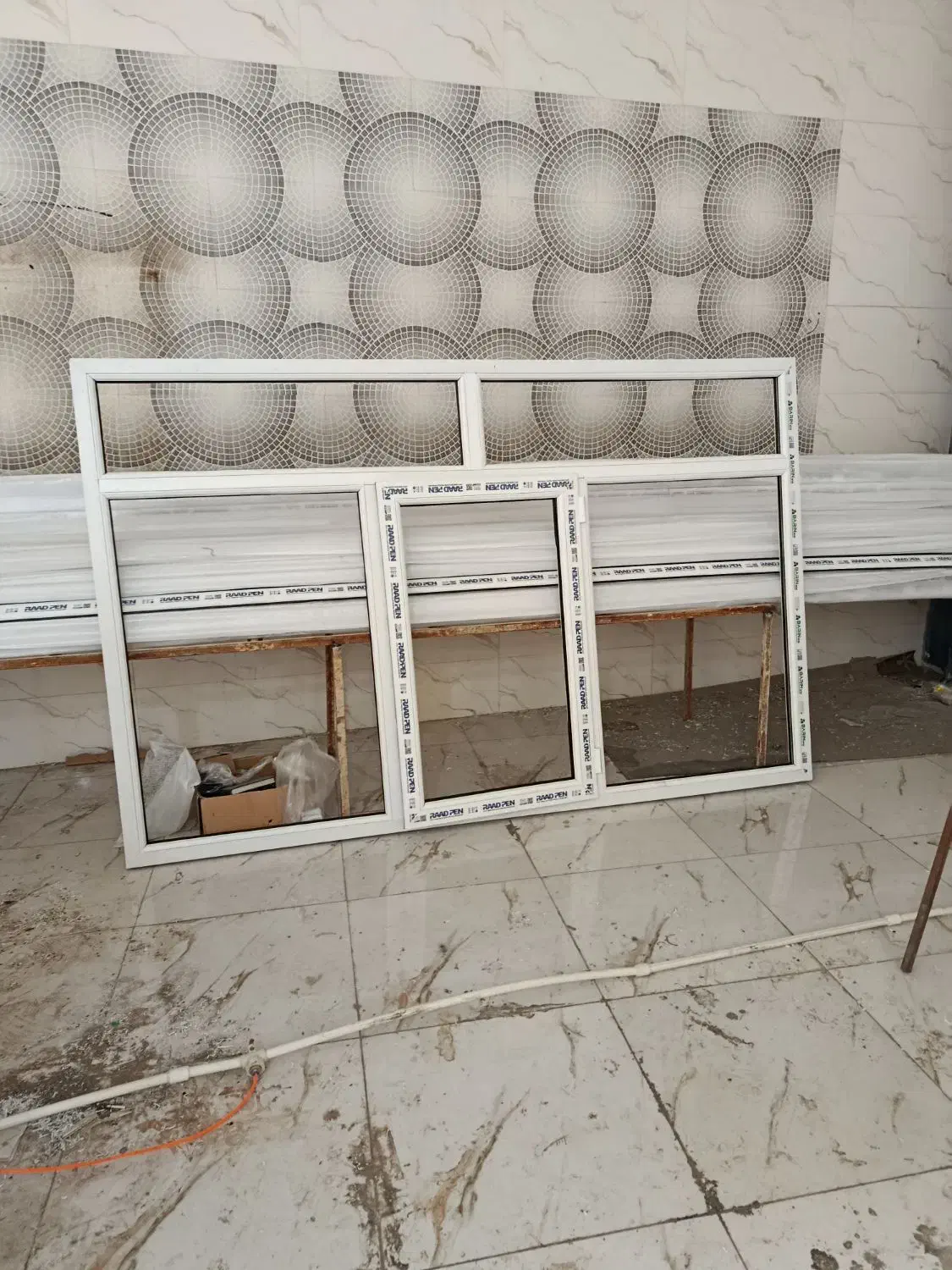 درب و پنجره یو پی وی سیupvc|مصالح و تجهیزات ساختمان|بهارستان, |دیوار