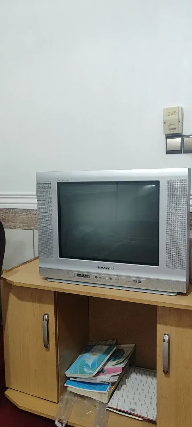 تلویزیون دوو،21اینج صفحه تخت|تلویزیون و پروژکتور|دوگنبدان, |دیوار