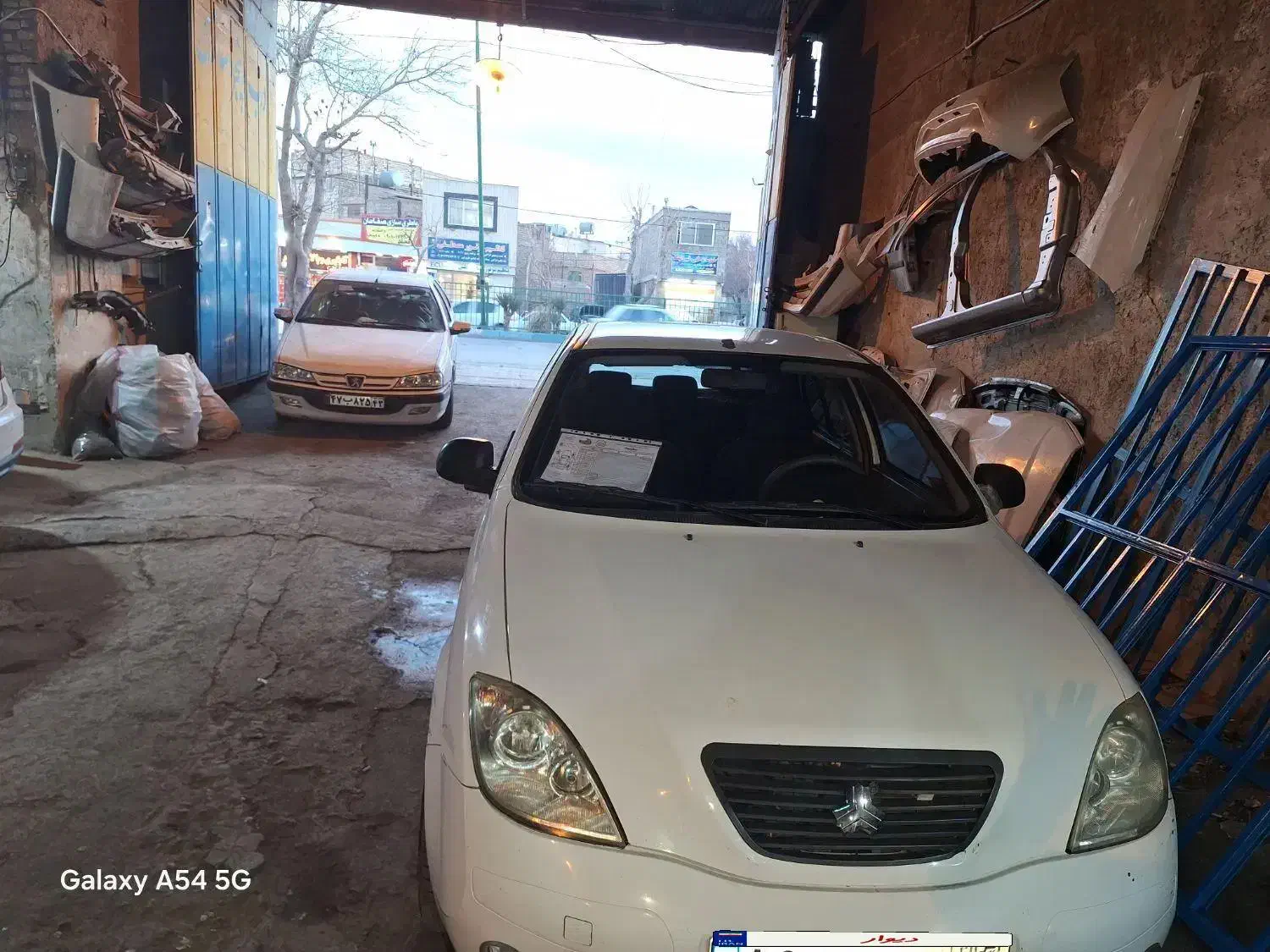 تیبا2|خودرو سواری و وانت|اصفهان, باتون|دیوار