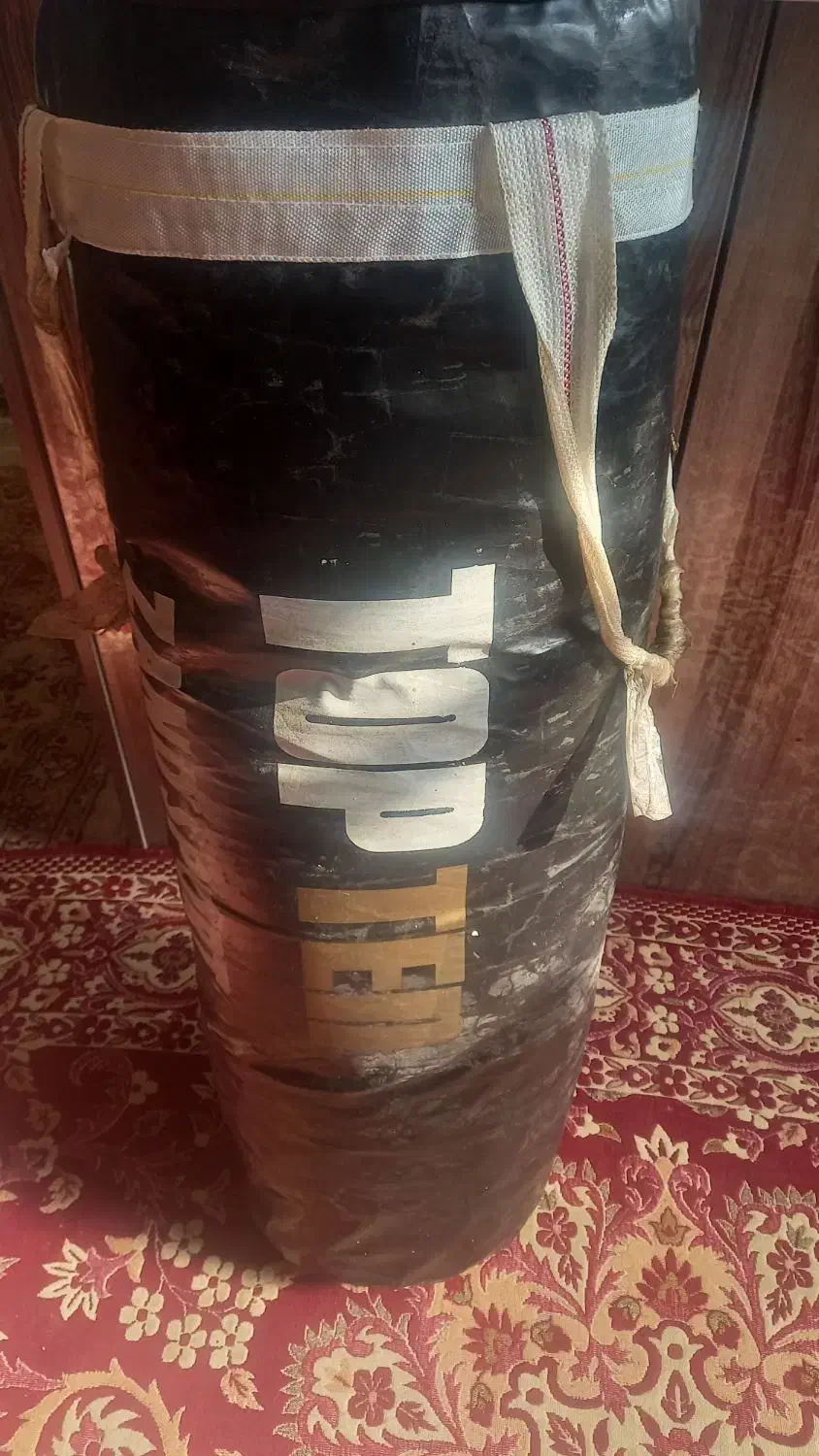 کیسه بوکس|تجهیزات ورزشی|پرند, فاز ۵|دیوار