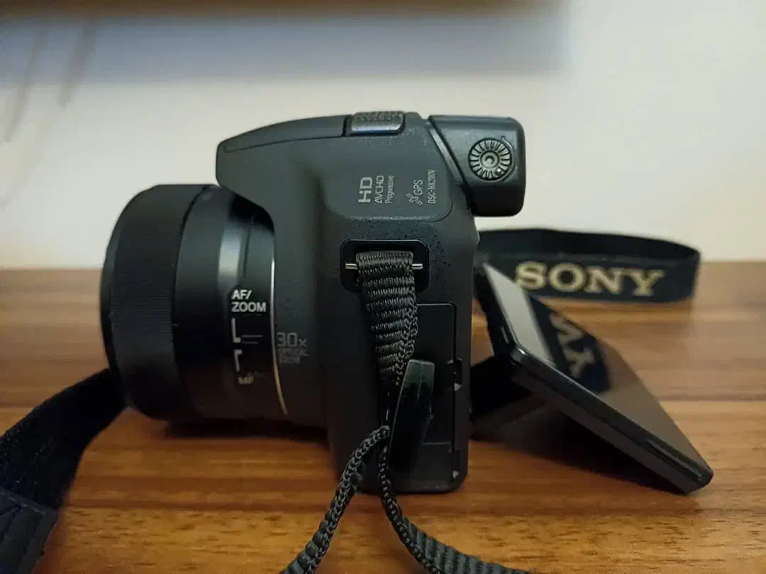 دوربین سوپر زوم SONY hx200v حرفه ای  زوم ۳۰ برابر|دوربین عکاسی و فیلم‌برداری|رشت, گلسار|دیوار