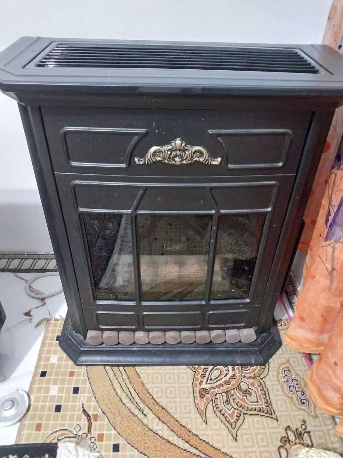 بخاری طرح هیزم|بخاری، هیتر، شومینه|رشت, گلباغ نماز|دیوار