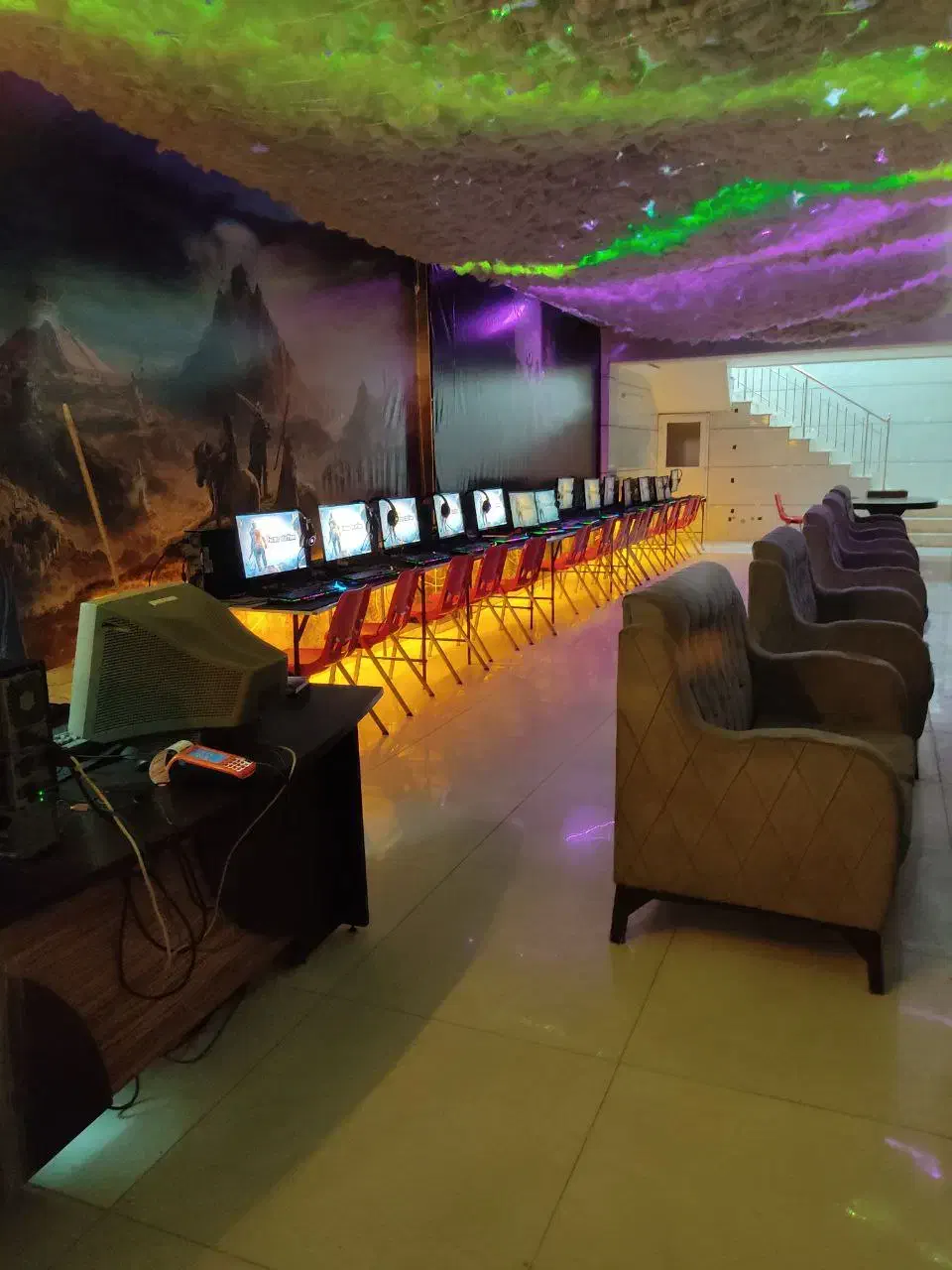 فروش کامل تمام تجهیزات گیم نت|کنسول، بازی ویدئویی و آنلاین|شهرضا, |دیوار
