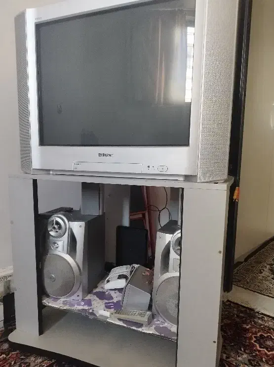 تلویزیون 29 اینچ|تلویزیون و پروژکتور|آباده, |دیوار