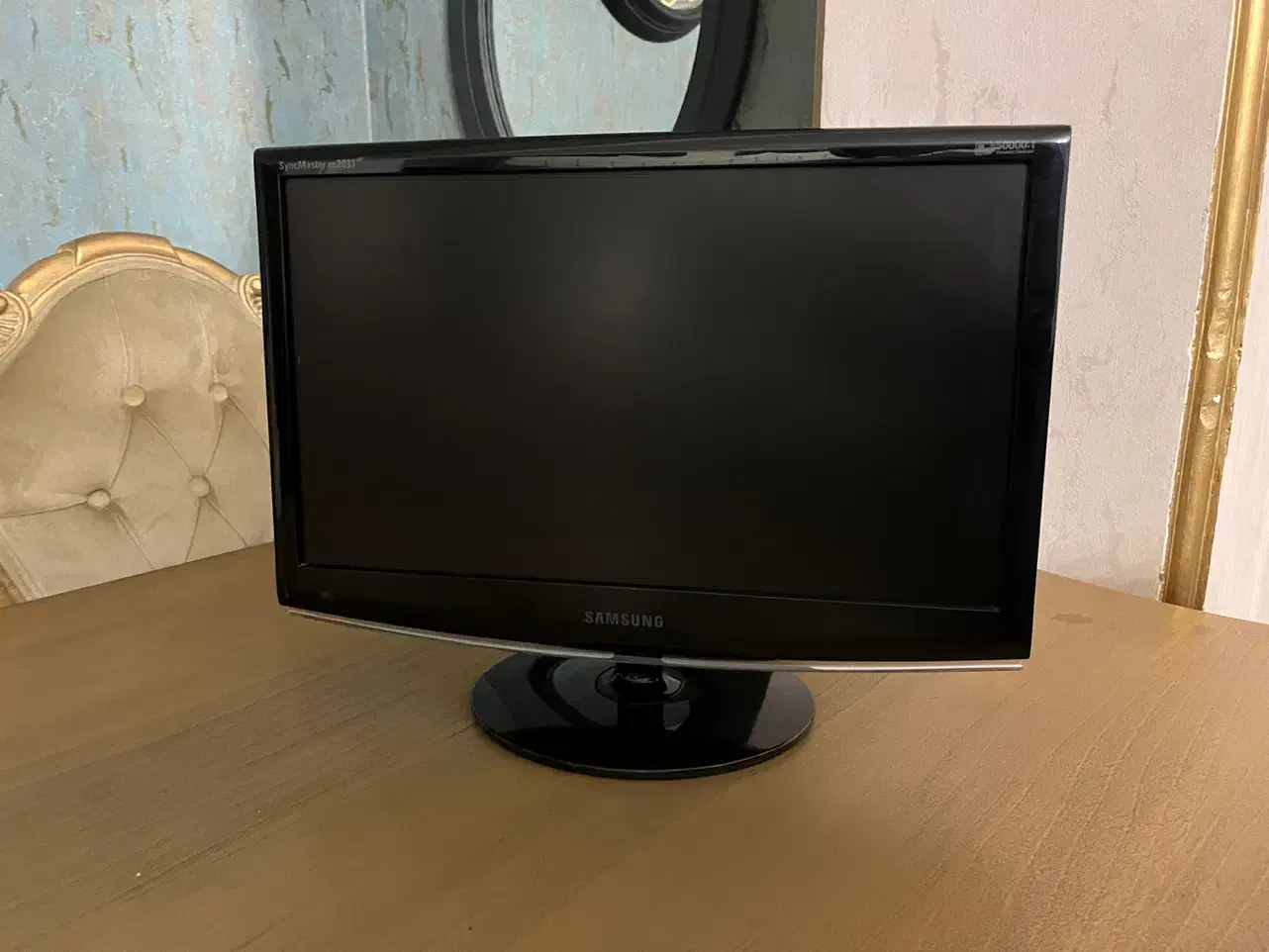 مانیتور سامسونگ کاملا سالم|قطعات و لوازم جانبی رایانه|اسلام‌شهر, شهرک توحید|دیوار