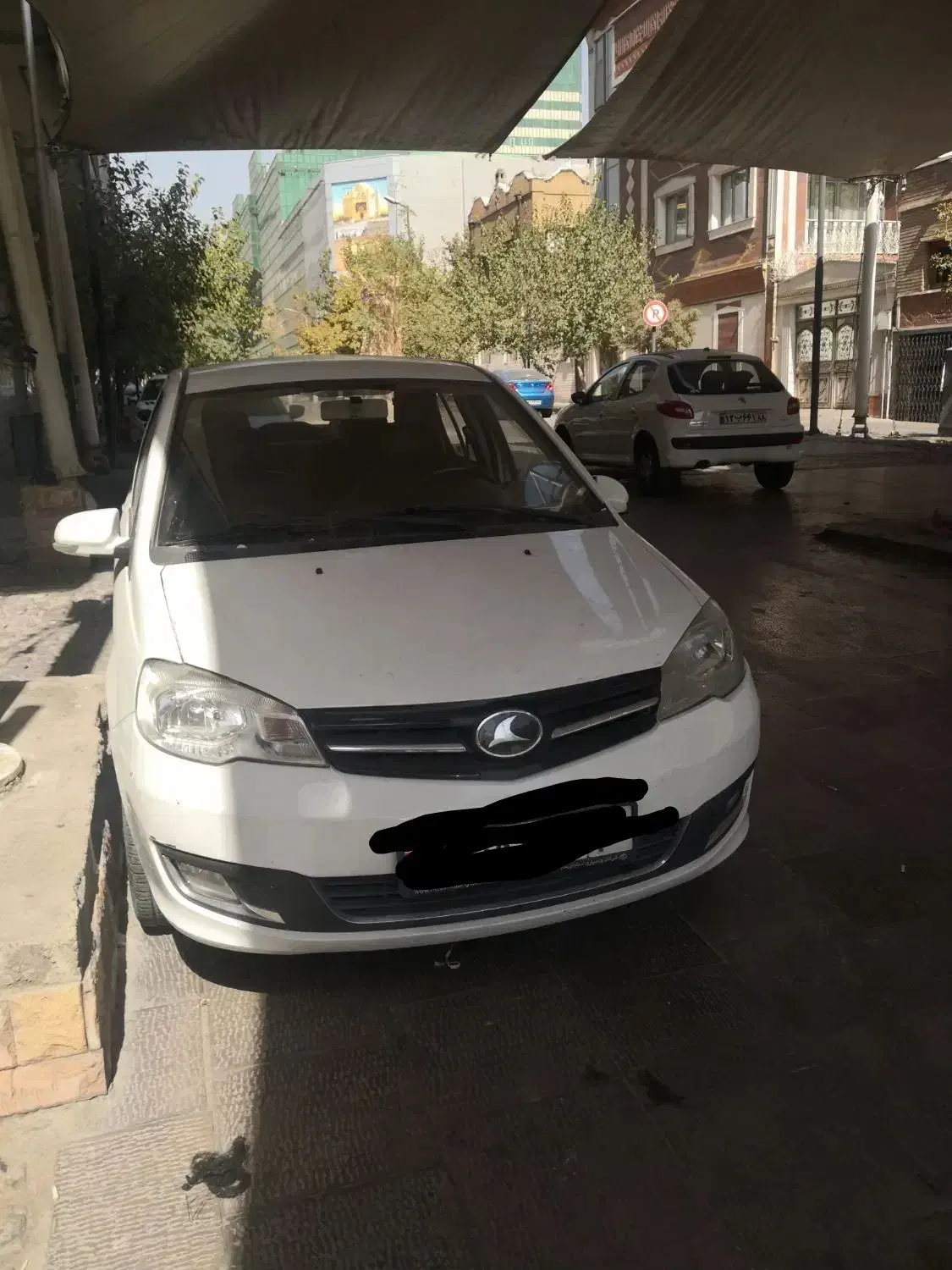 راننده با خودرو مسلط به زبان انگلیسی|خدمات حمل و نقل|تهران, میدان ولیعصر|دیوار