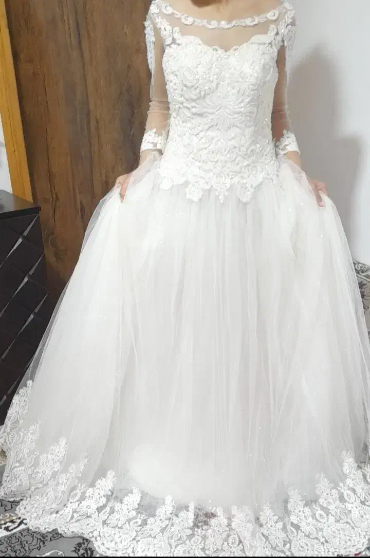 لباس عروس|لباس|بابل, |دیوار