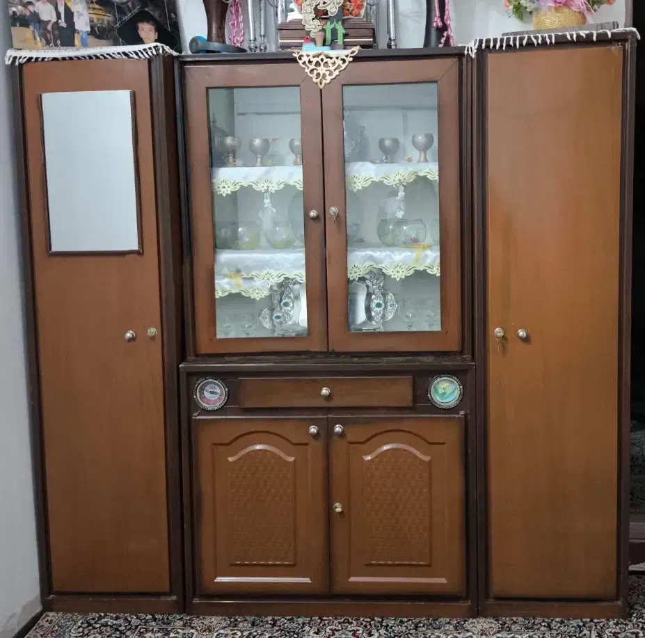 بوفه فلزی با دو کمد|بوفه، ویترین، کنسول|کرمان, |دیوار