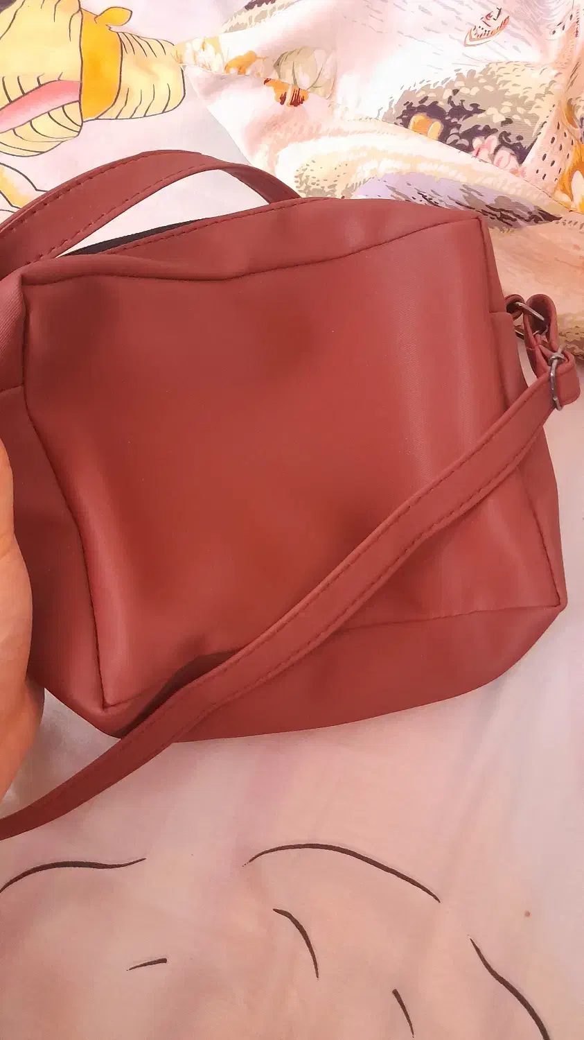 زارا نو|کیف، کفش، کمربند|لنگرود, |دیوار