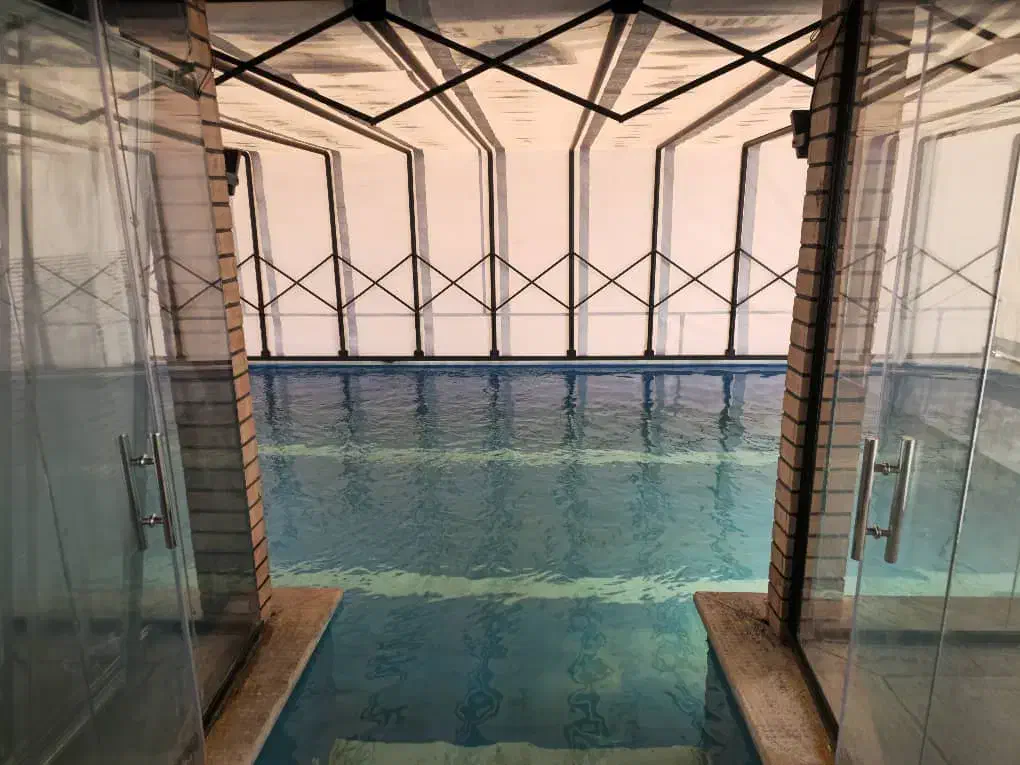 اجاره باغ ویلا استخر سرپوشیده ابگرم|اجارهٔ کوتاهمدت ویلا و باغ|اصفهان, نصرآباد|دیوار