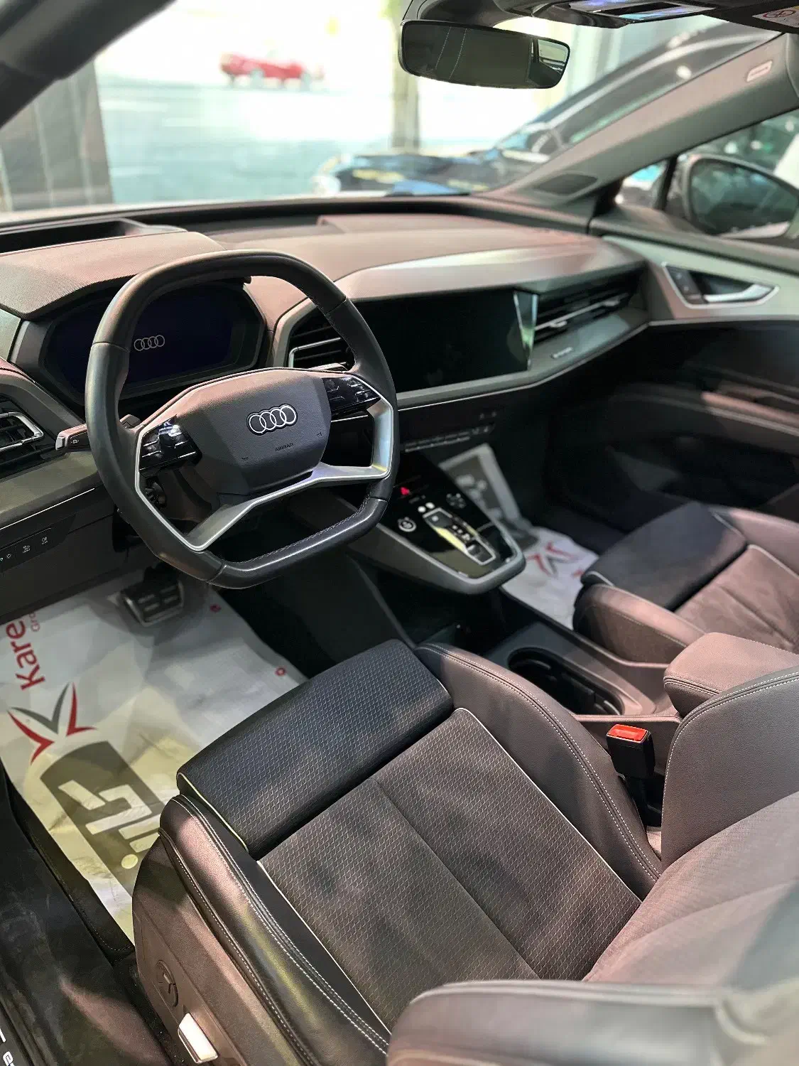 آئودی Q5 تیپ ۴ بلک پکیج مدل ۲۰۲۴|خودرو سواری و وانت|تهران, سهروردی|دیوار