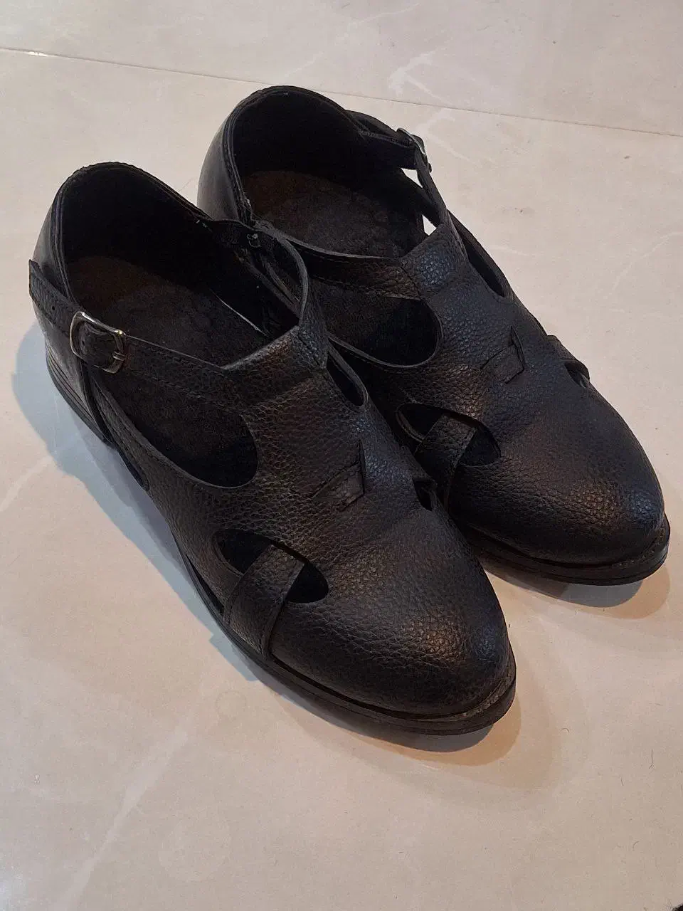 کفش چرم زنانه اصل سایز 38|کیف، کفش، کمربند|بیرجند, |دیوار