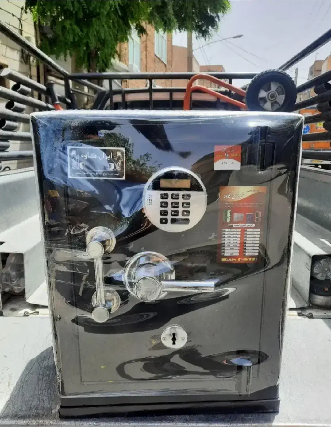 گاوصندوق BMKسفارشی گاوصندوق کد ۲۳۱۱|ابزارآلات|ارومیه, |دیوار