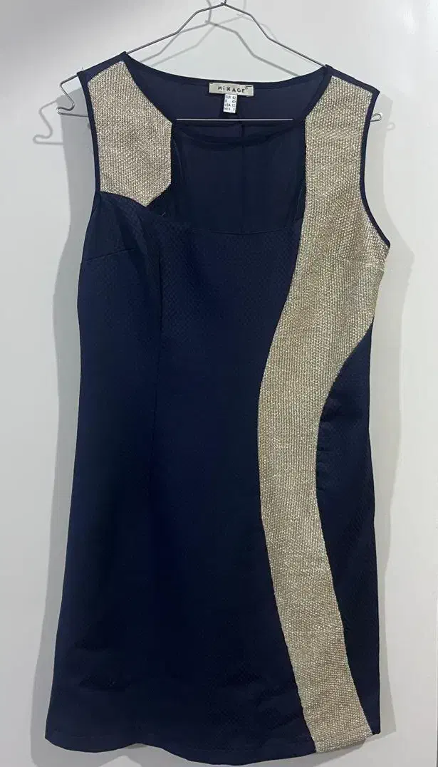 لباس مجلسی|لباس|رفسنجان, |دیوار