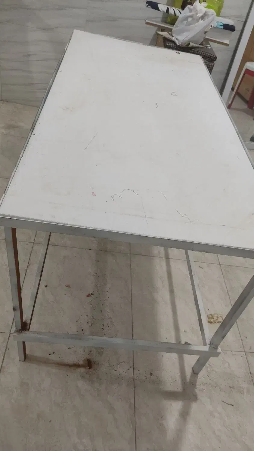 میز برش خیاطی|مبلمان خانگی و میز عسلی|بافت, |دیوار