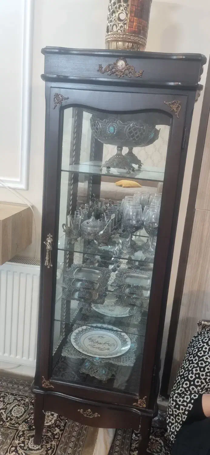 مینی بوفه در حد نو|بوفه، ویترین، کنسول|سبزوار, امیر کبیر|دیوار